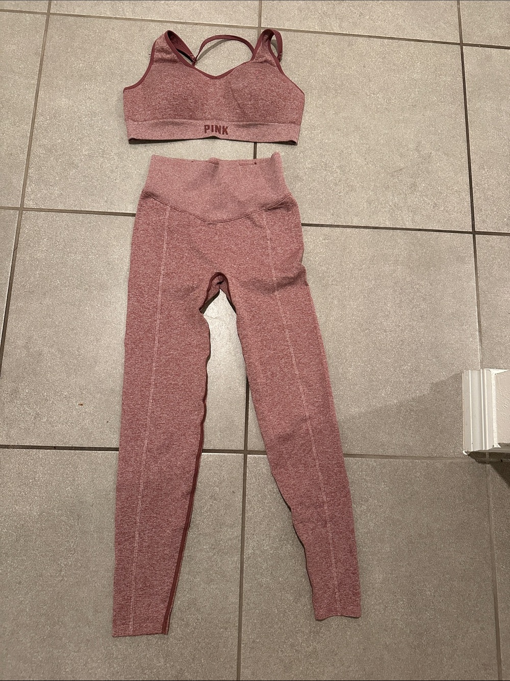 PINK Victoria's Secret Seamless Leggings & Sports Bra Set - Rose